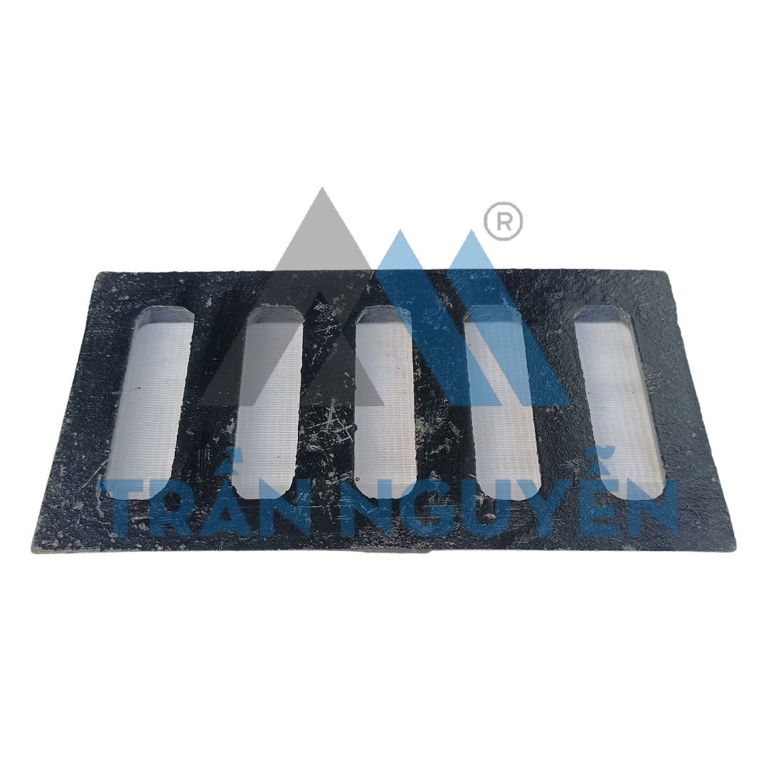 Hình ảnh thực tế tấm gang thoát nước kích thước 280x150mm (Không khung)