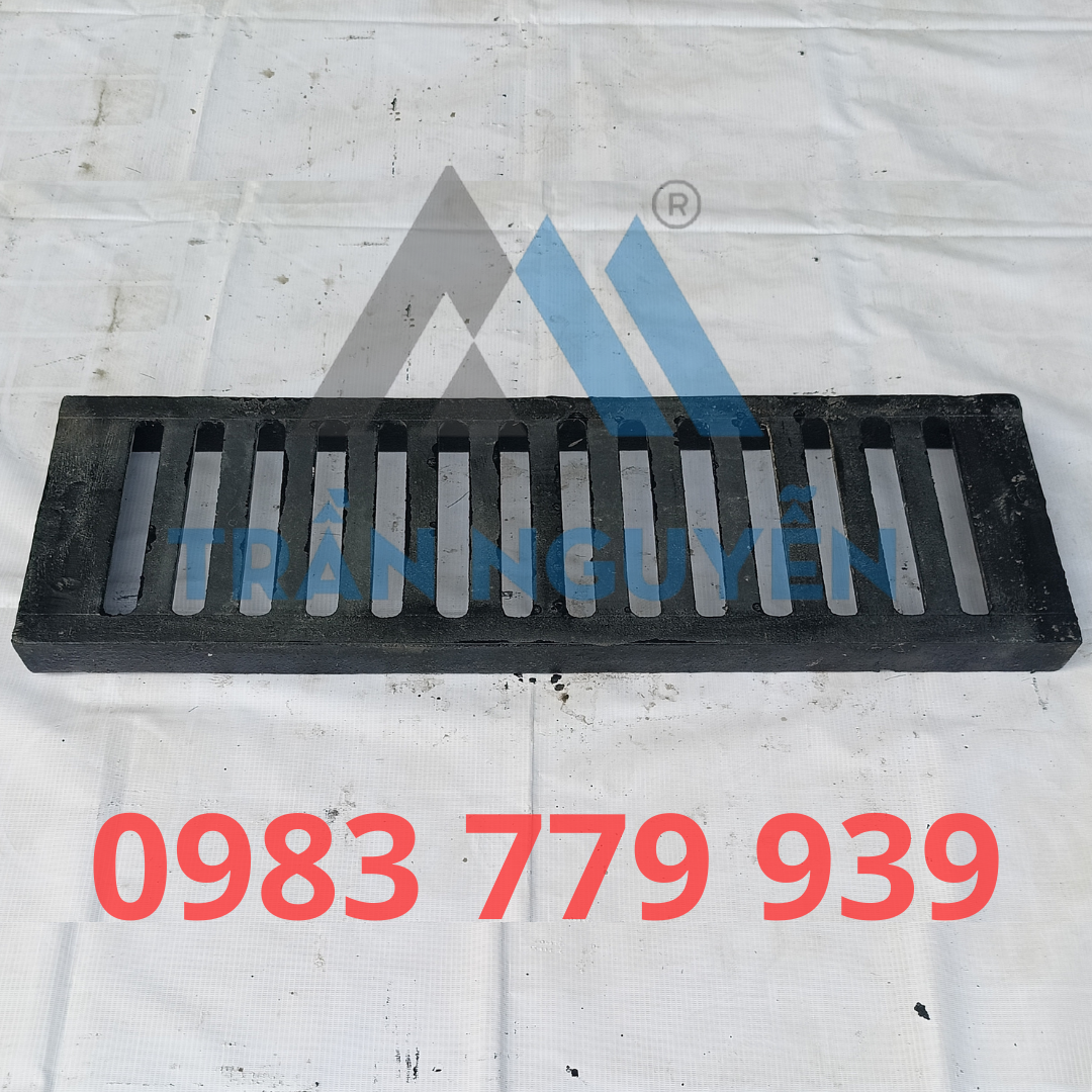 Hình ảnh thực tế tấm gang thoát nước 800x250x45mm